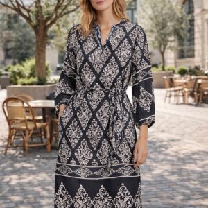 Nova Dress; musta